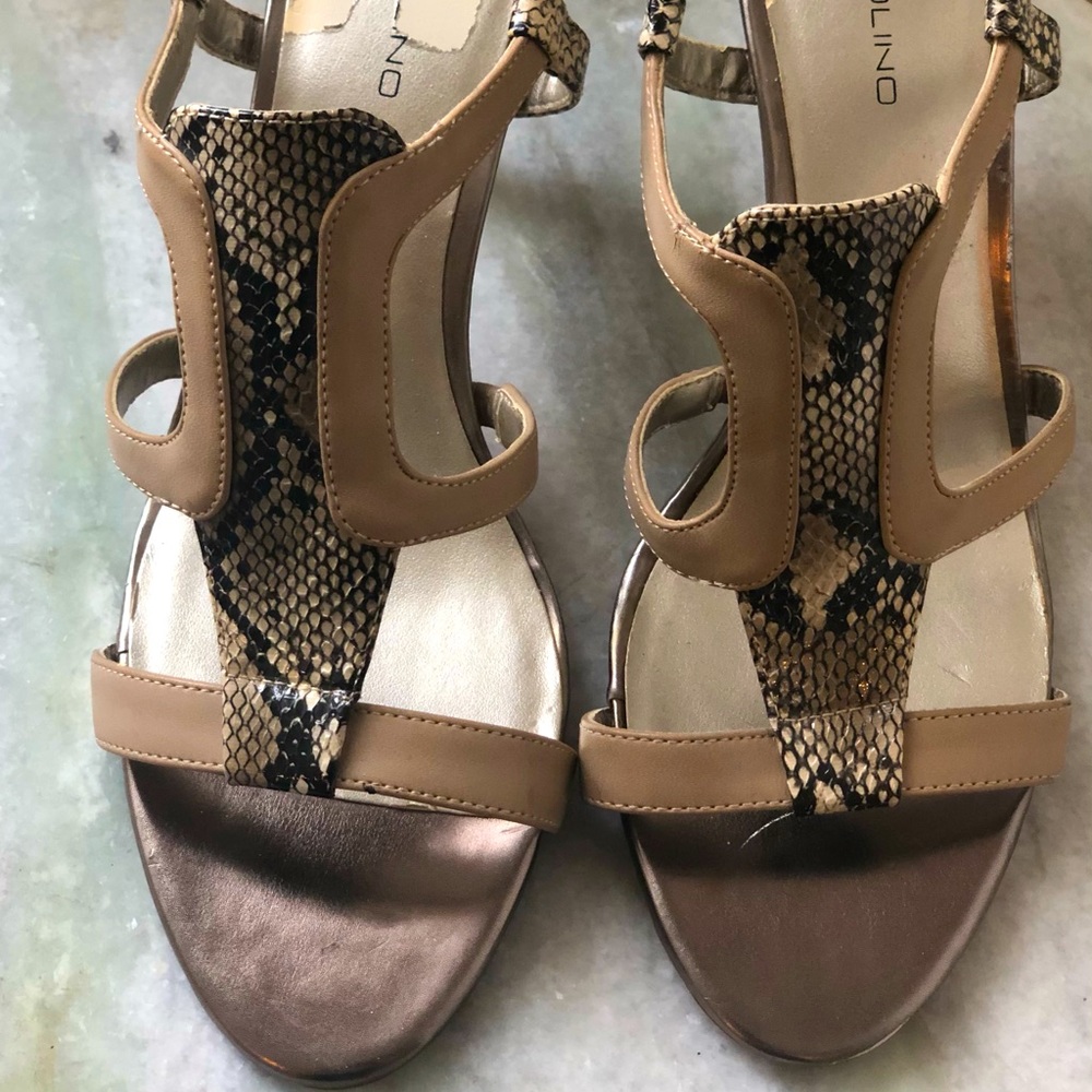 Bandolino Snake Print Strappy Heel Sandals 10